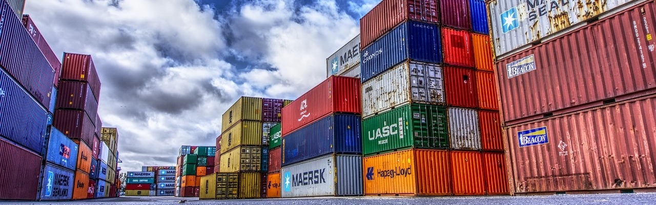 Vi som IKKE ønsker container- og godsterminal "midt i byen". Vi som IKKE ønsker container- og godsterminal "midt i byen".